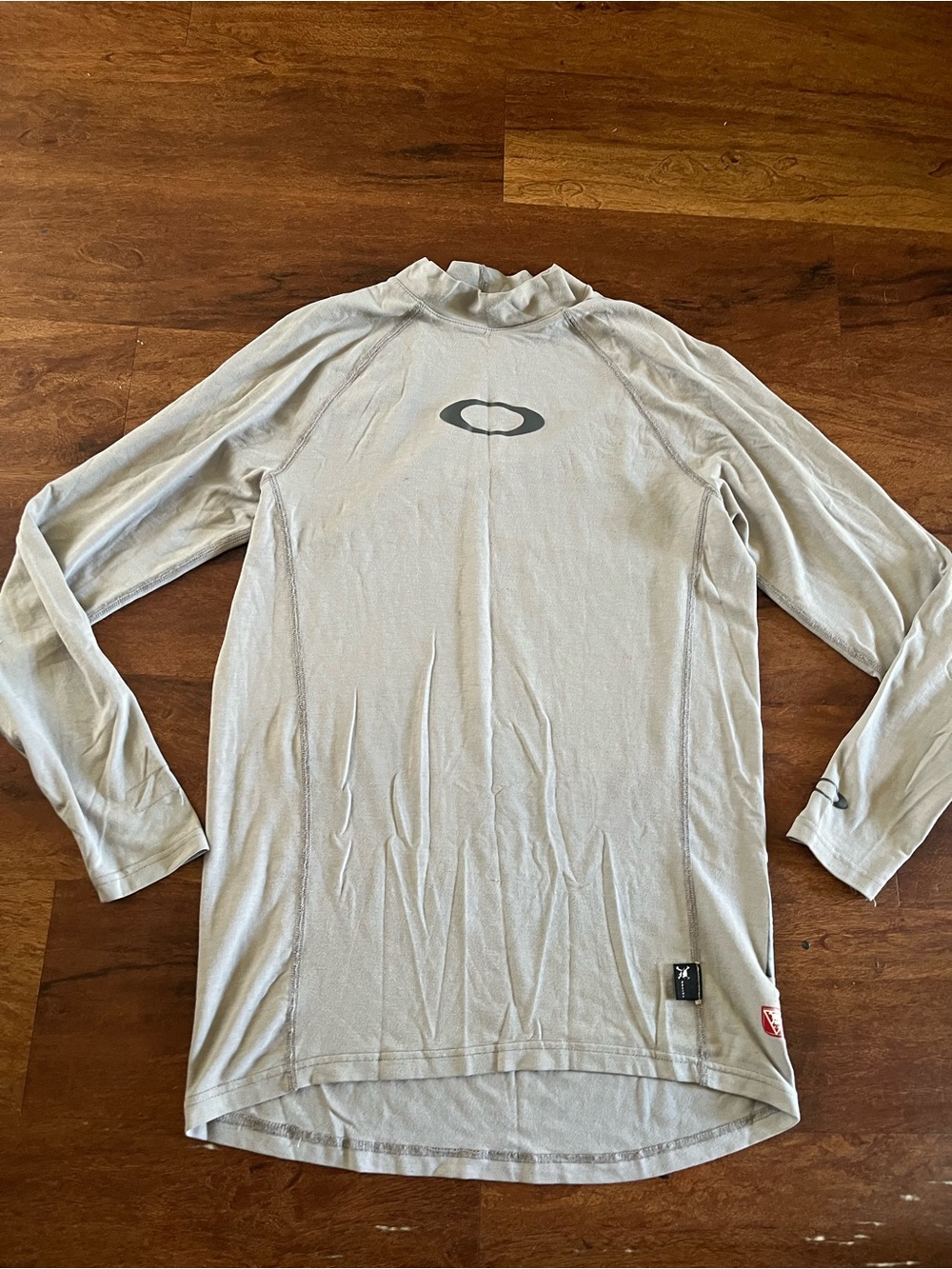 Vintage Oakley Carbon X Shirt Performance Base Layer Long Sleeve gray large